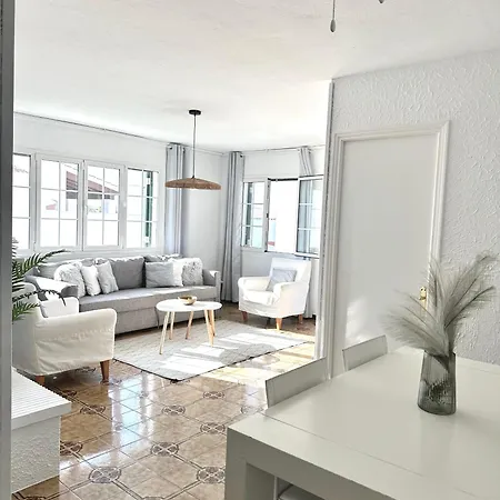 Hébergement de vacances Junto Al Mar Con Piscina Privada