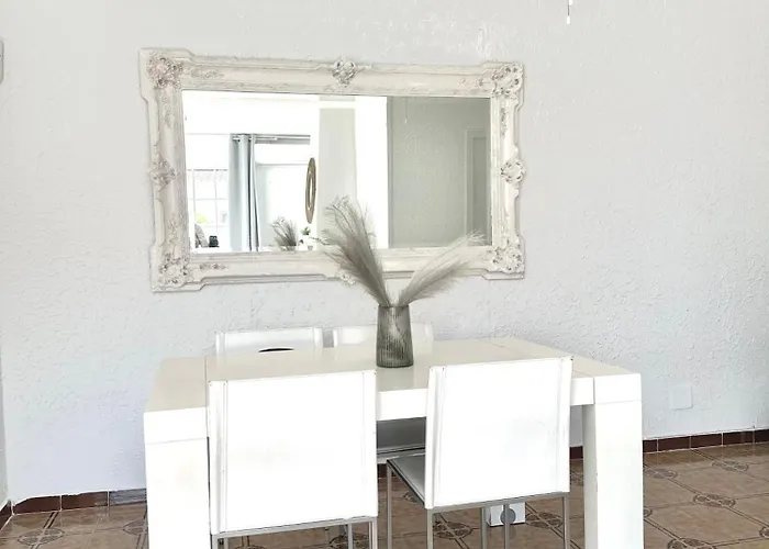 Junto Al Mar Con Piscina Privada Feriehus *