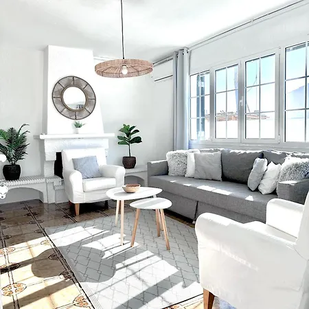 Junto Al Mar Con Piscina Privada *