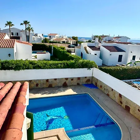 Junto Al Mar Con Piscina Privada Nyaraló *