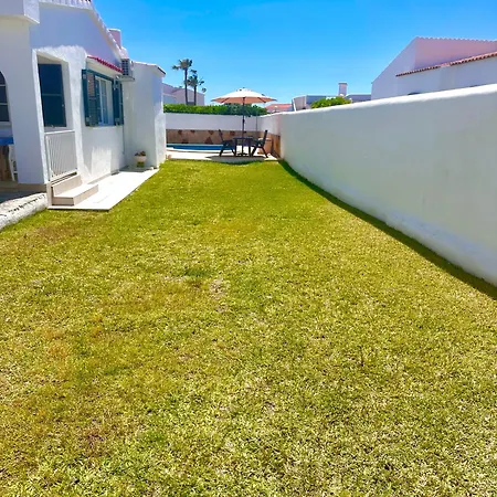 Prázdninový dům Junto Al Mar Con Piscina Privada *